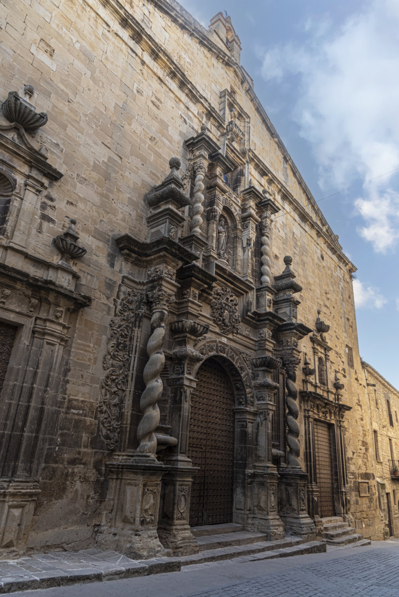 Teruel - Calaceite 05 - iglesia parroquial de La Asunción.jpg